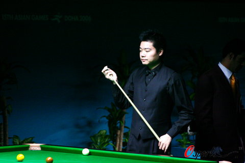 场上打架 场上打架