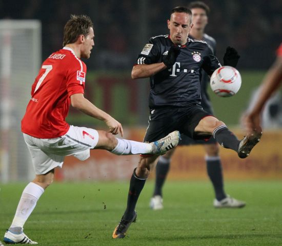 尽管塔利斯 尽管塔利斯