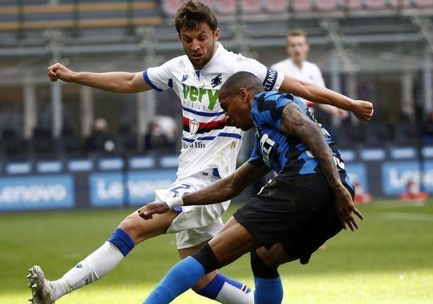 面对夹击能 面对夹击能